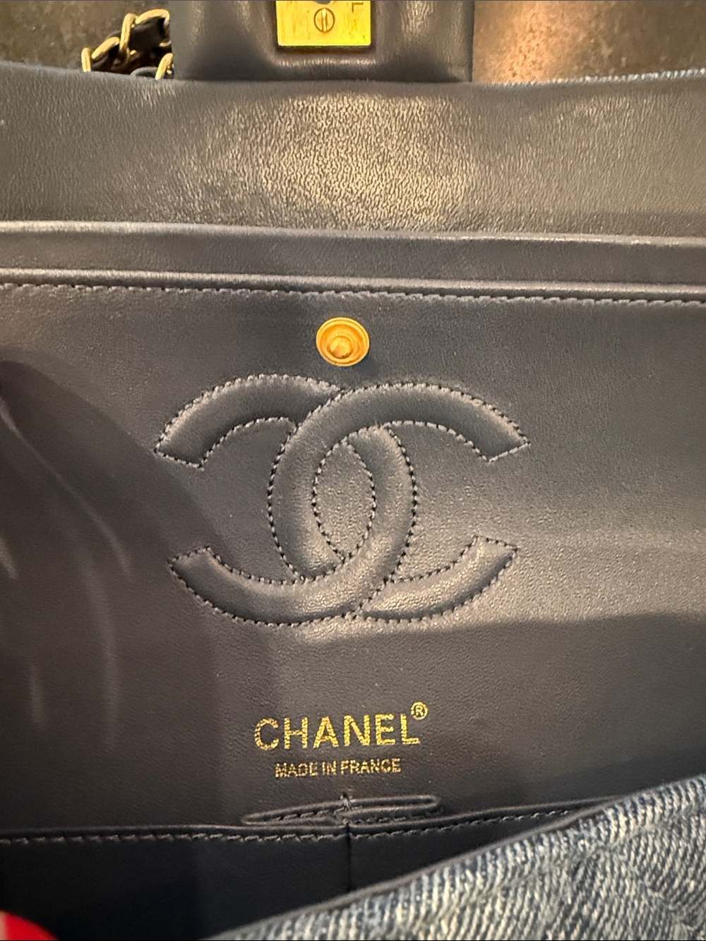 CHANEL Denim Quilted Shoulder Bag in Blue with Gold Hardware - Picture 12 of 13